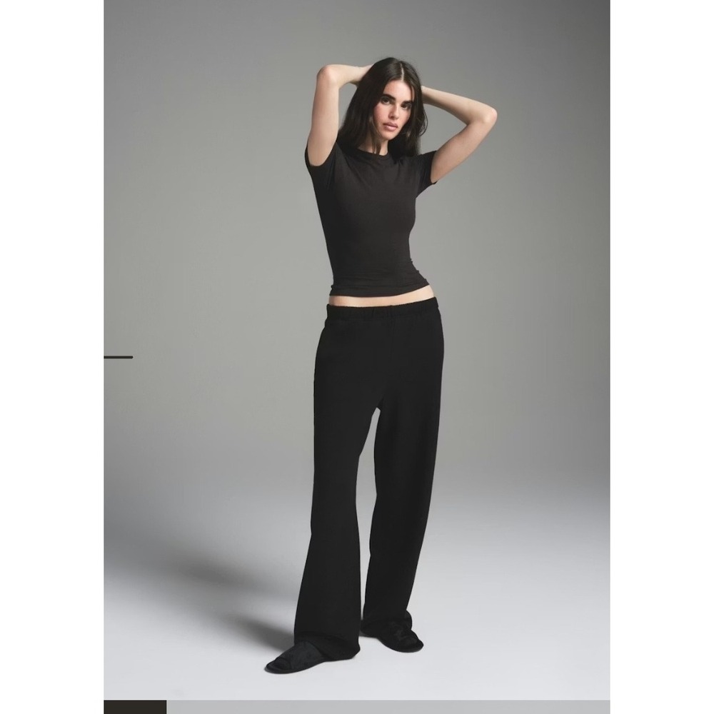 SKIMS womens COTTON FLEECE
CLASSIC STRAIGHT LEG PANT Small NWT